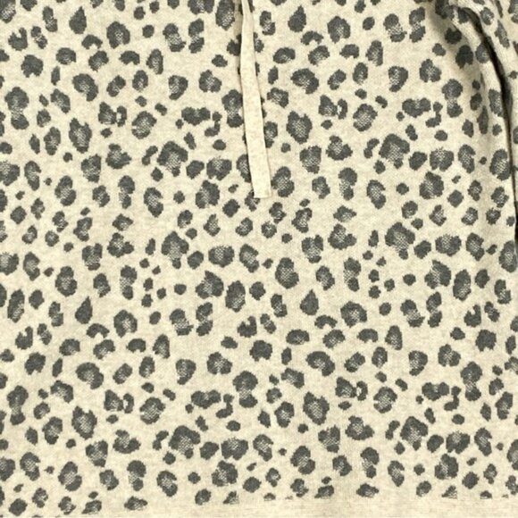 Denver Hayes Hooded Sweater Leopard Print Sz Large Very Soft Split Hem - Picture 3 of 9